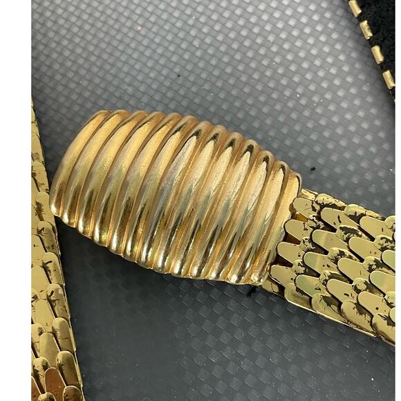 Vintage 70s Gold Metal Fish Scale Stretch Belt Disco Size Medium/Large main image 6